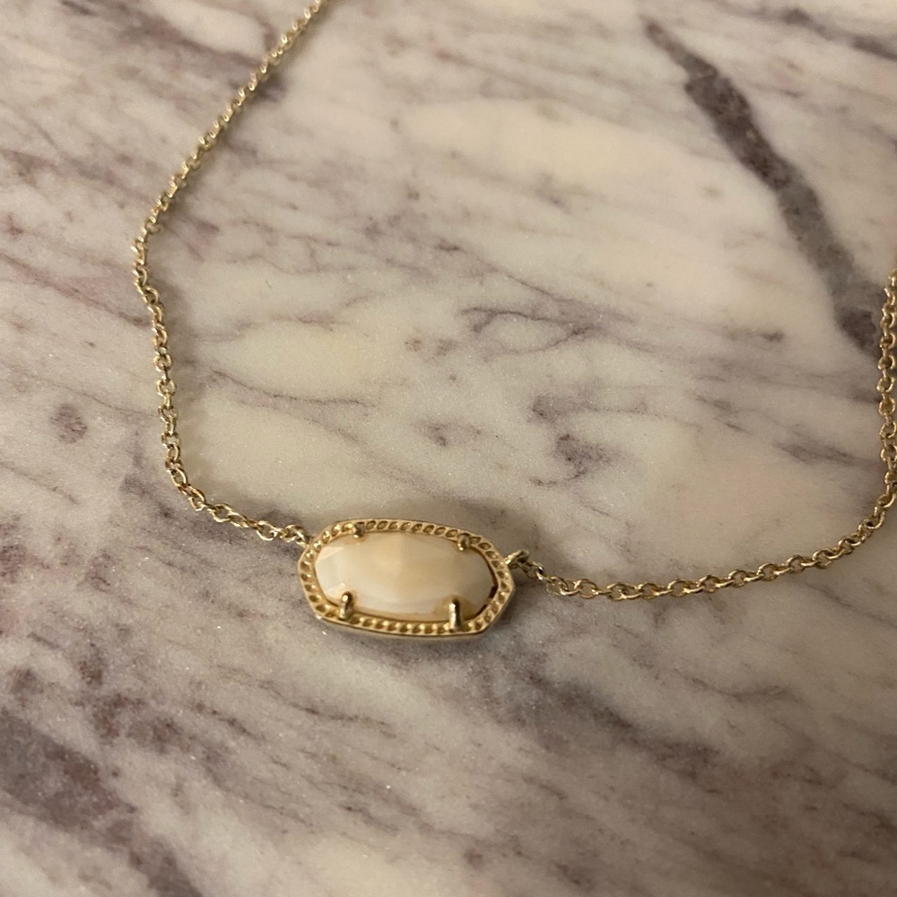 Kendra Scott Elissa pendant necklace